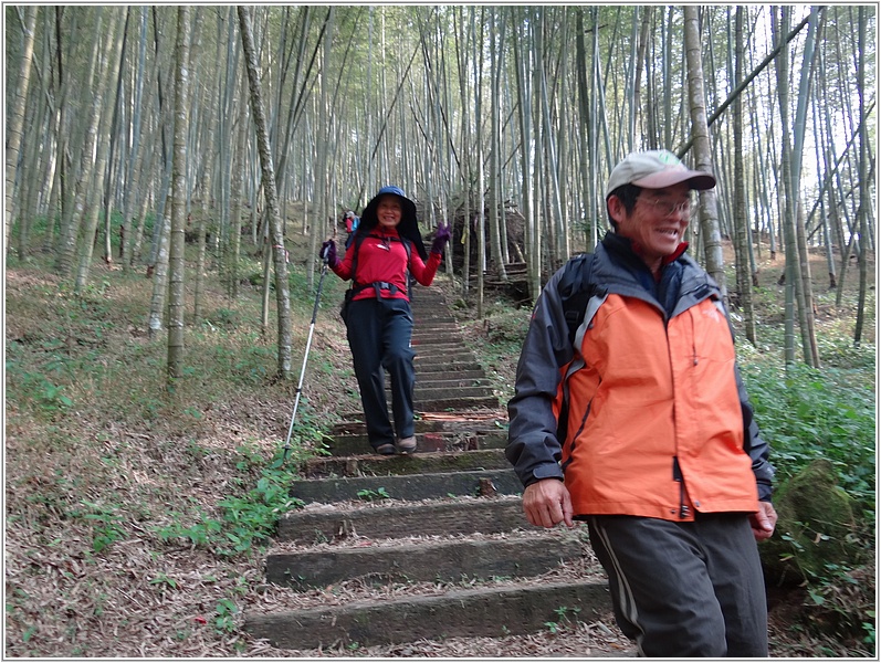 2015-02-07 15-03-22登山口快到了.JPG